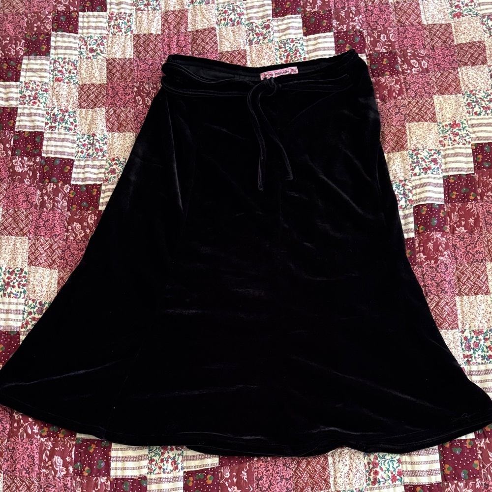 My Michelle velour style skirt, large